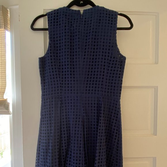 Madewell Eyelet Dress in Navy - Picture 5 of 5